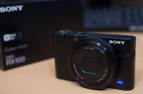 ずっと気になってたRX100を買いました。半分以上勢いだったけど後悔はしてない。
